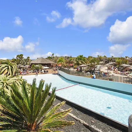 Manuela Villa Lajares